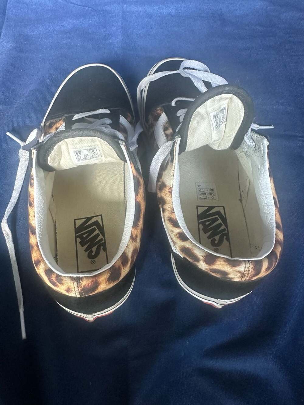 Vans Old Skool Leopard Print Skate Shoes Black/True White - Picture 7 of 8